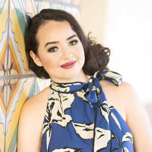 Meet your Posher, Beatriz